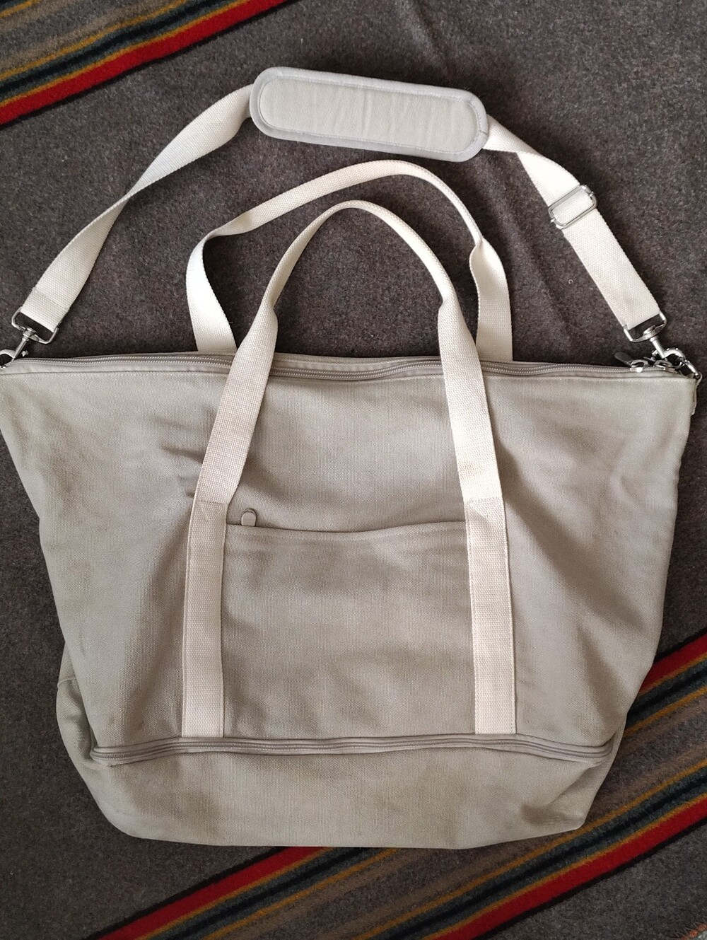 Lo & Sons Catalina Deluxe Large Canvas Weekender Duffle Bag Dove Grey